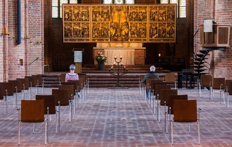 De anderhalvemeterkerk waar ze maar druk mee zijn